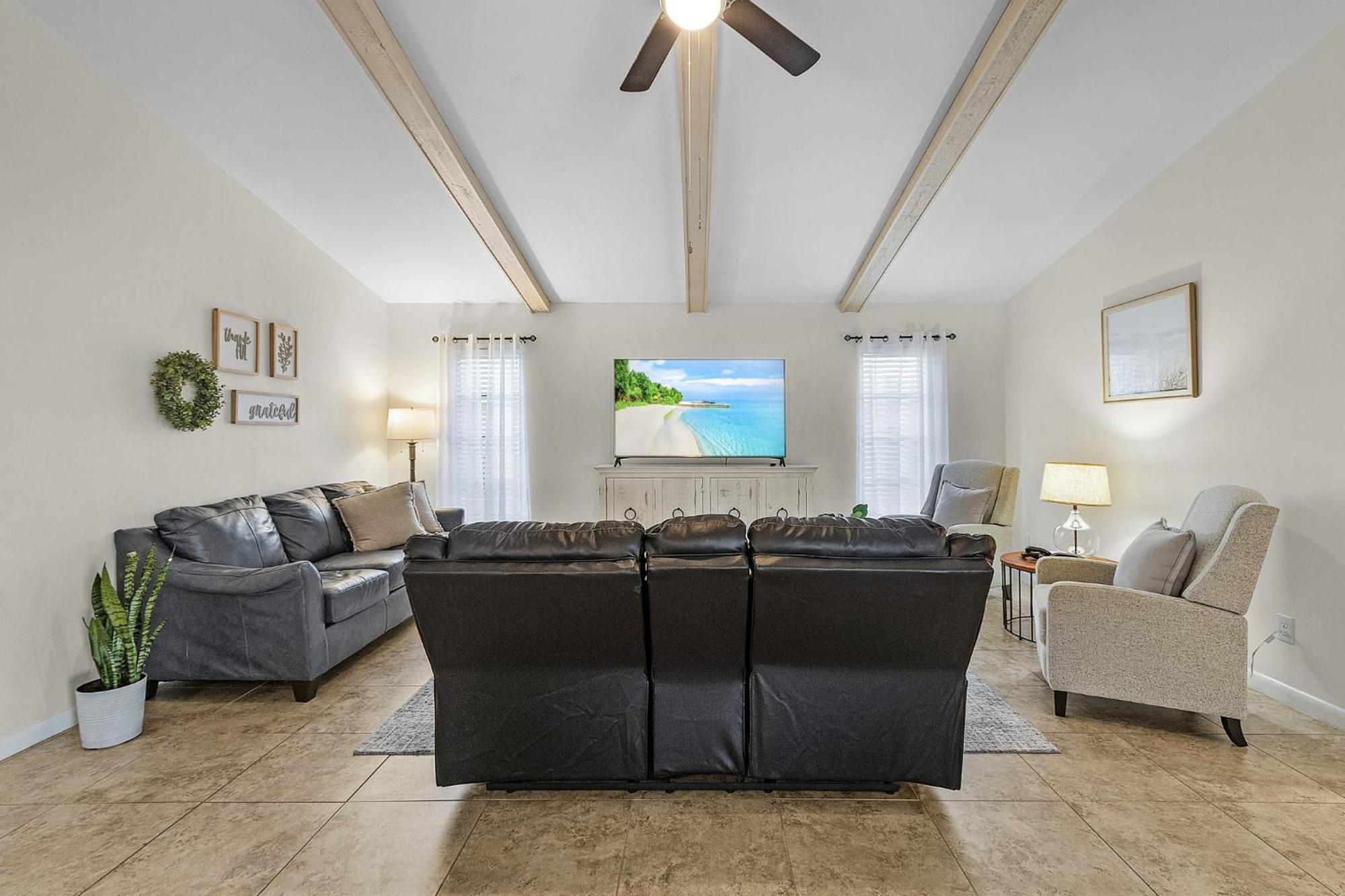 Cozy Retreat, Heated Pool, Water Canal, Bikes,3 Bedroom Cape Coral Bagian luar foto