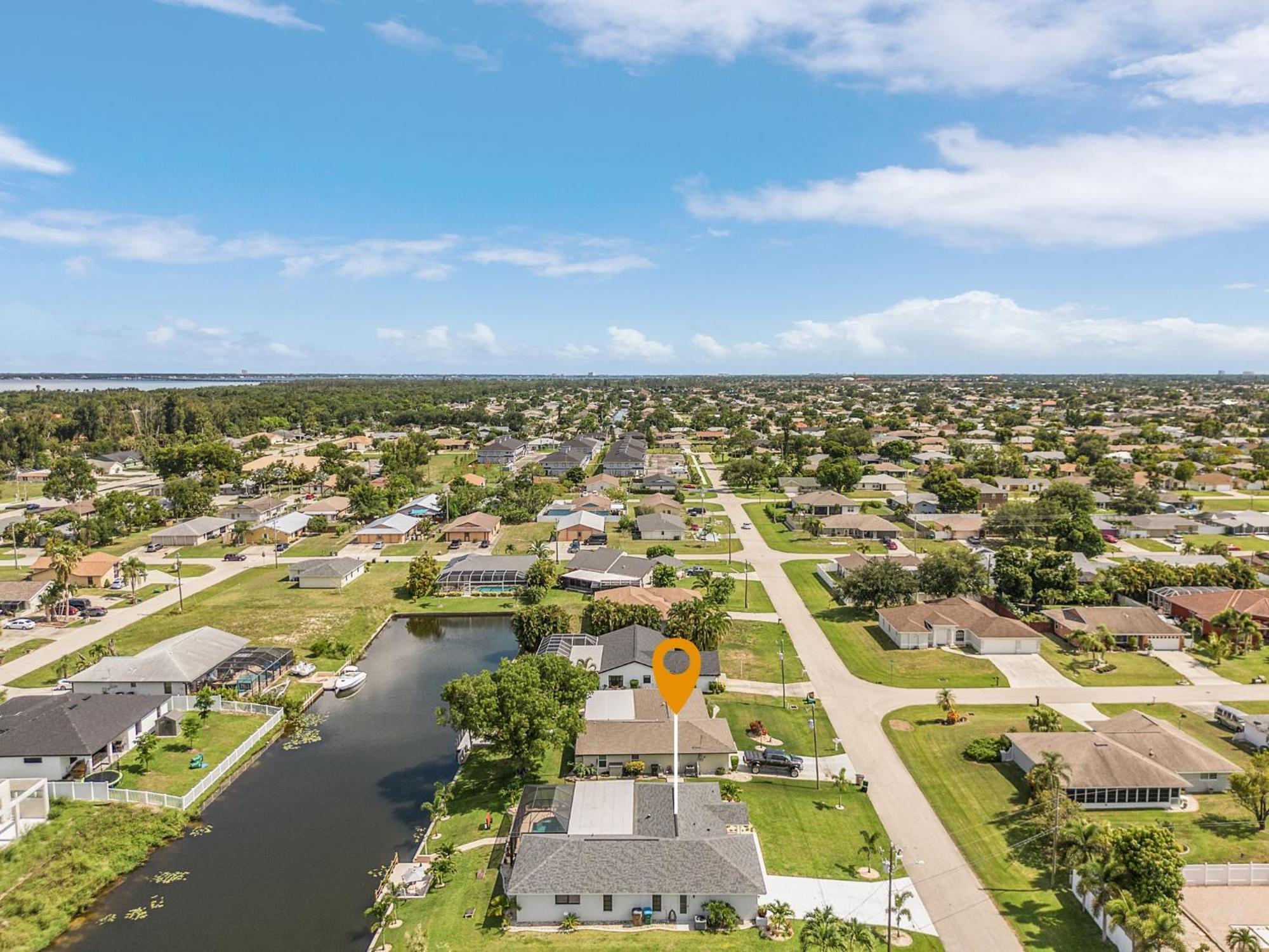 Cozy Retreat, Heated Pool, Water Canal, Bikes,3 Bedroom Cape Coral Bagian luar foto