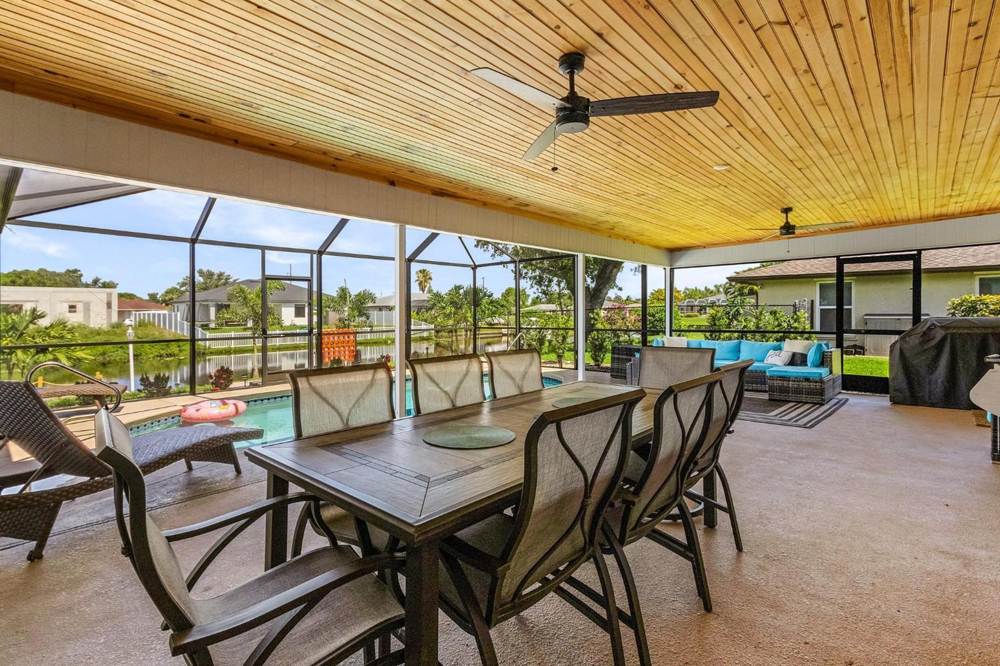 Cozy Retreat, Heated Pool, Water Canal, Bikes,3 Bedroom Cape Coral Bagian luar foto